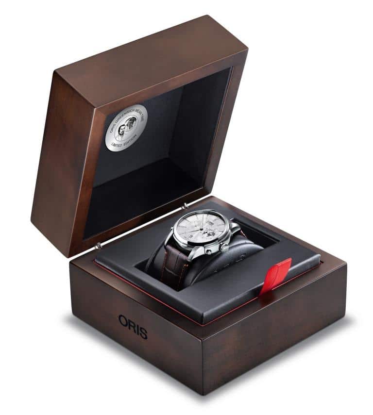 Oris_2014_Greenwich_Mean_Time_Box_HighRes_01