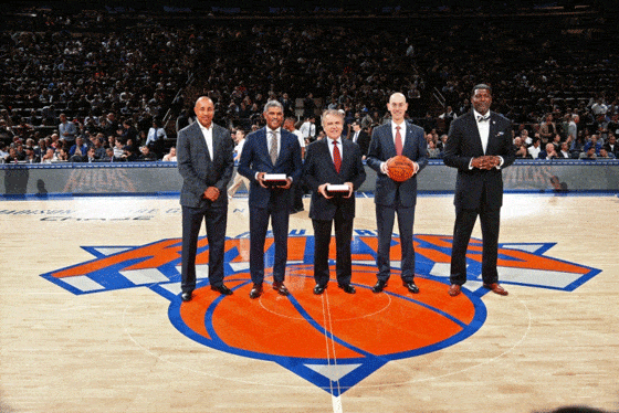 Knicks-Legend-John-Stark