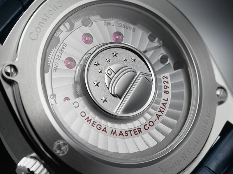 Globemaster_Ann_Cal_13033412206001_caseback