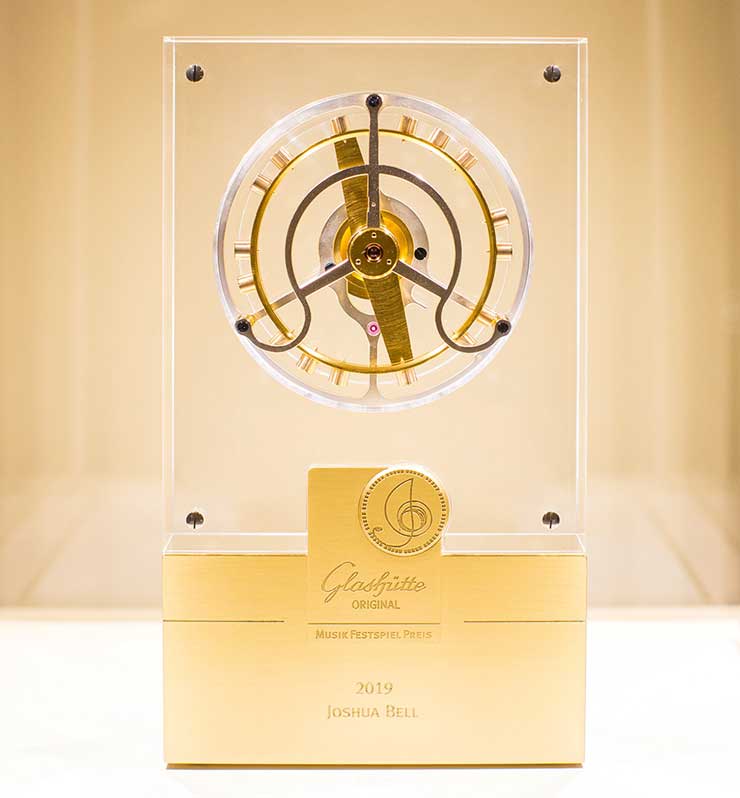 Joshua Bell nimmt 16. Glashütte Original MusikFestspielPreis entgegen