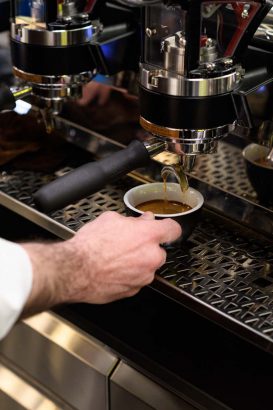 Breitling Kaffee in der Boutique bei Jelmoli in Zürich