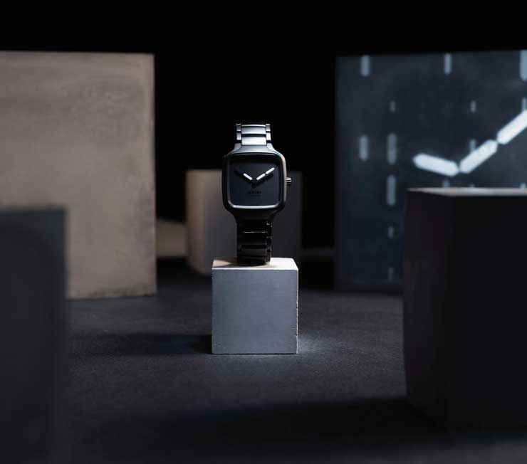 Rado True Square Undigital
