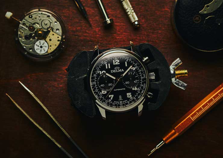 740.2 Delma Heritage Chronograph LE