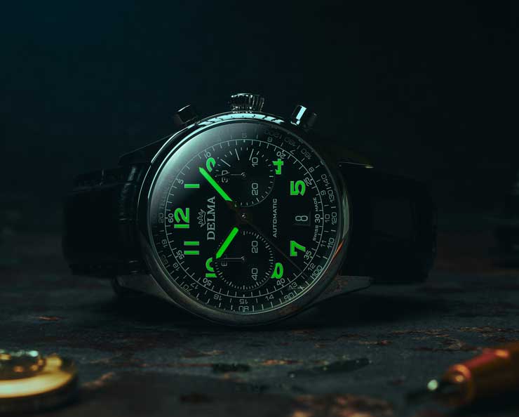 740.Delma Heritage Chronograph LE