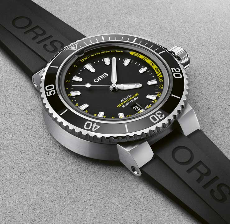 740.2Oris Aquis Depth Gauge