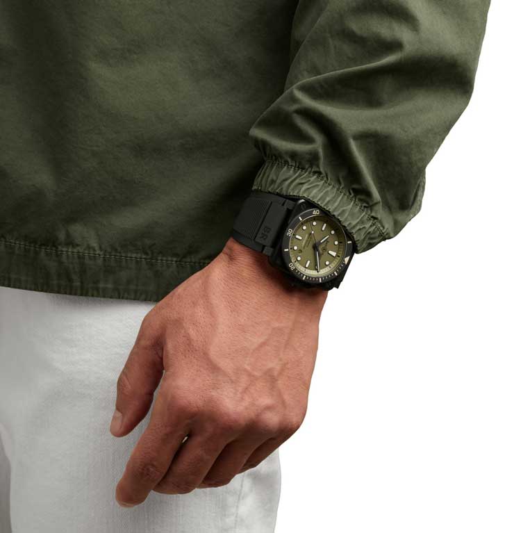 740.Bell & Ross BR 03 Diver Military