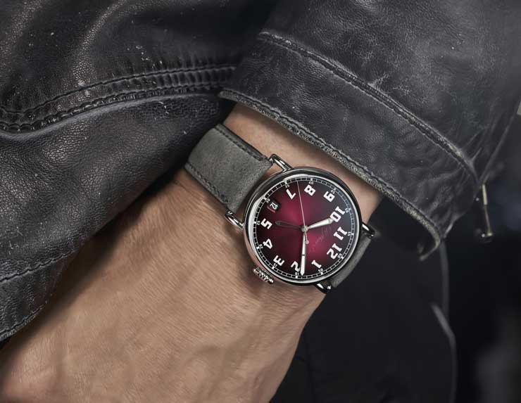 740 ws H. Moser & Cie Heritage Dual Time