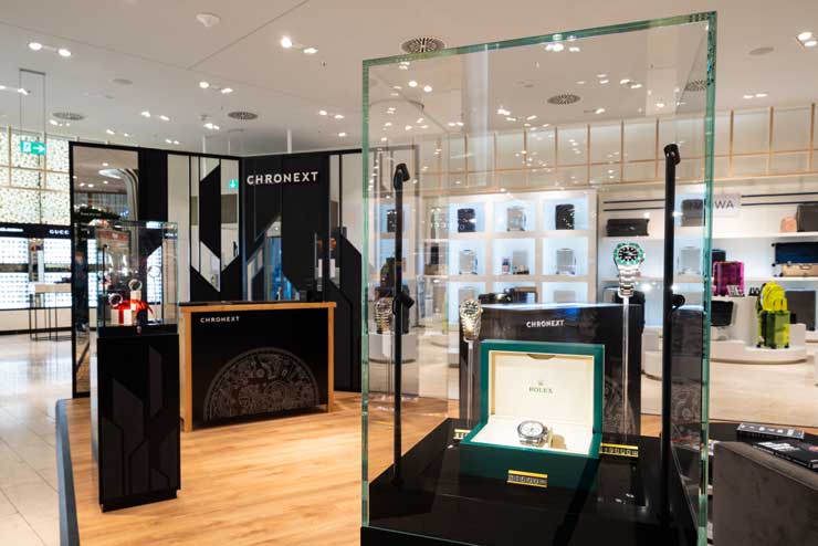 740chronext pop up store be