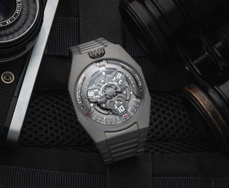 740.5 2 Urwerk UR-100V Full Titanium Jacket