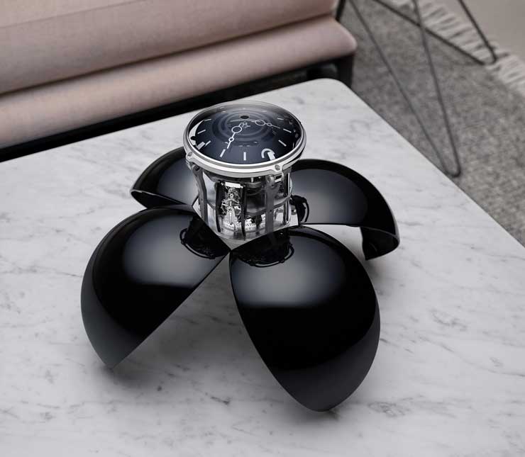 740 orb black lifestyle 1