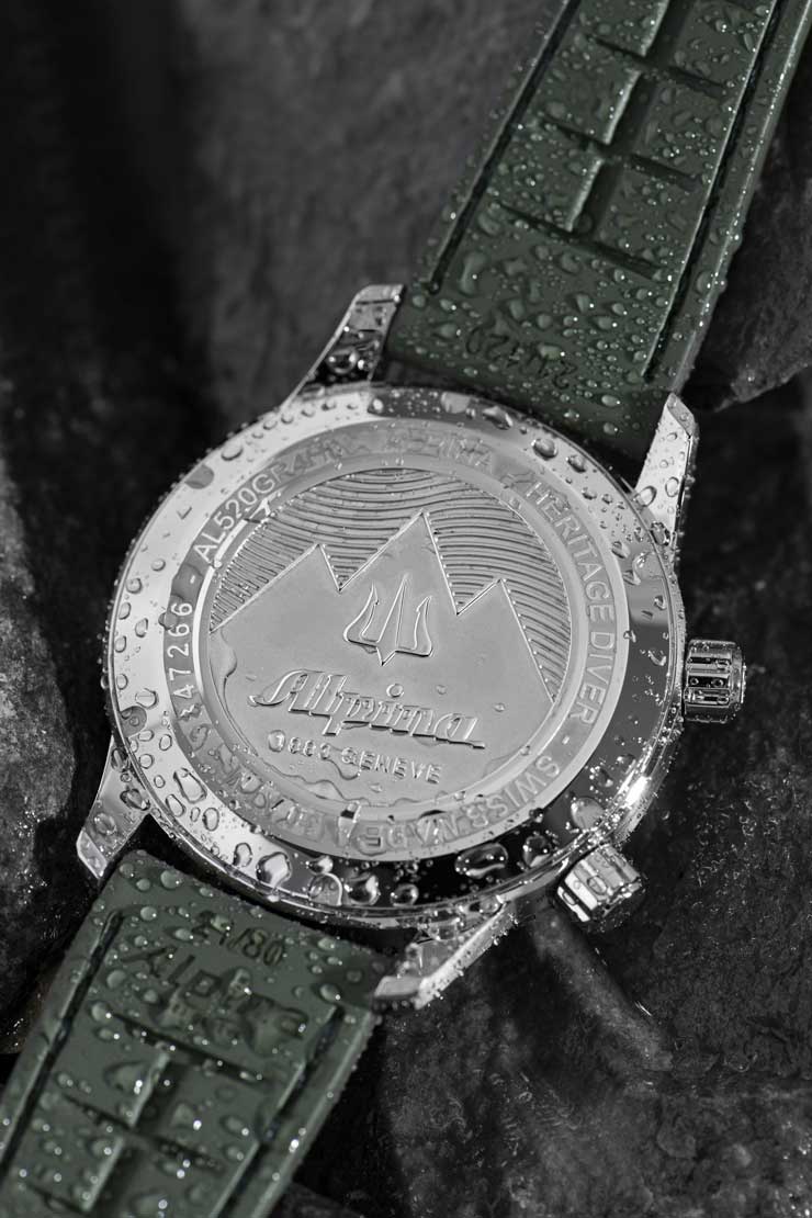 740.d4 2022 Alpina Seastrong Diver 300 Heritage