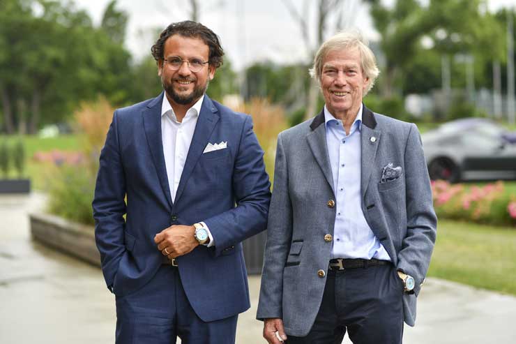 740 Alexander Gutierrez Diaz (Geschäftsführer der Tempus Arte Gruppe) und Seine Königliche Hoheit Leopold Prinz von Bayern vor dem Drivers & Business Club Munich