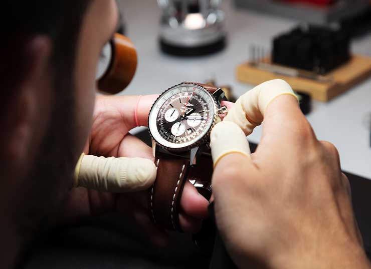 Chronext wird Breitling Servicepartner