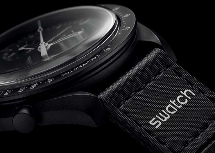Bioceramic MoonSwatch Mission to the Moonphase New Moon